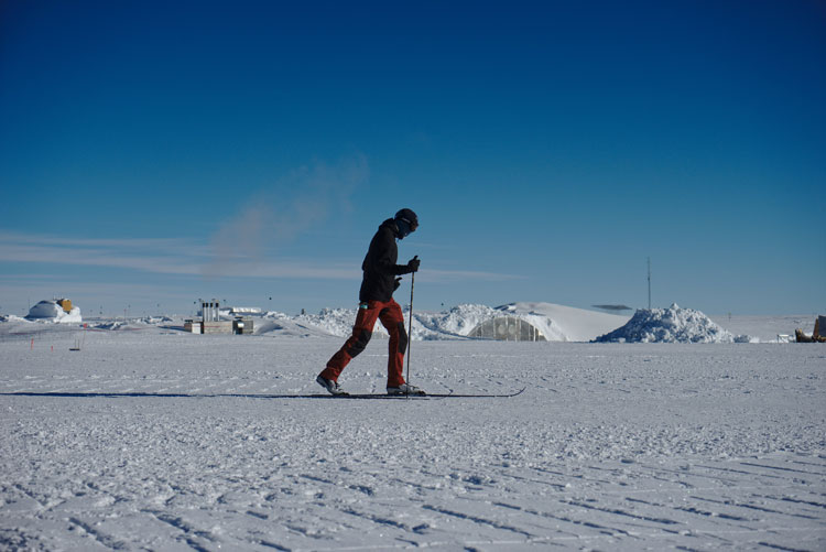 Side view of lone skier 