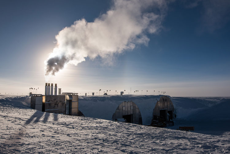 Smoke plumes from power plant blocking sun at South Pole