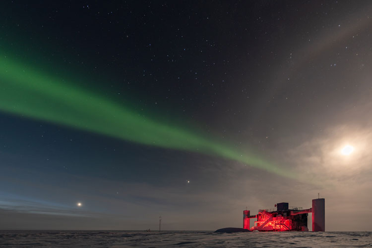 ICL at early sunrise, with moon and auroras