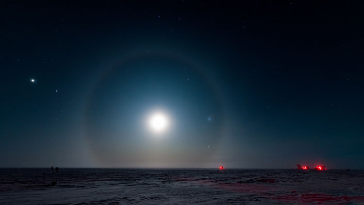 Lunar halo at South Pole