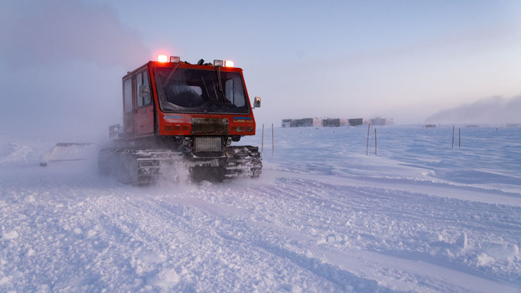 Snow vehicle in action