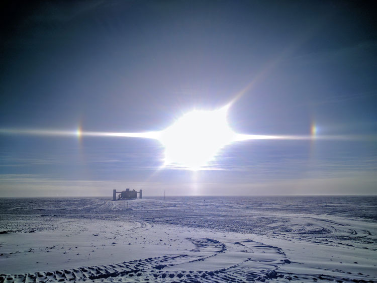 Bright sun and sun dogs, South Pole