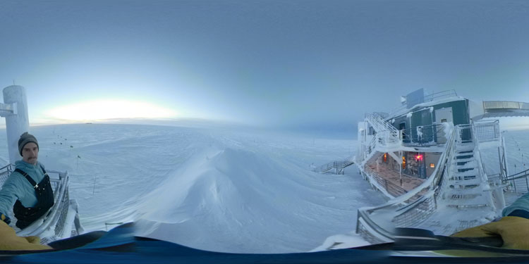 Panoramic view from the IceCube Lab focused on a giant snow drift.