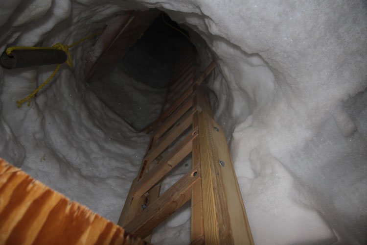 ice tunnel escape hatch