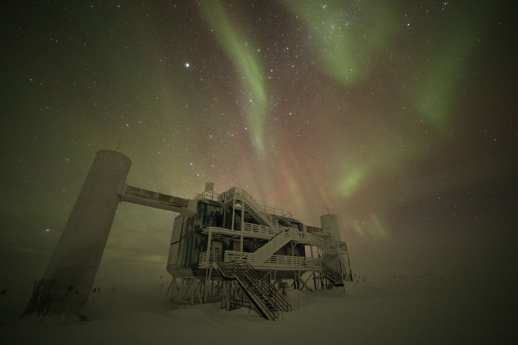 ICL in winter with auroras